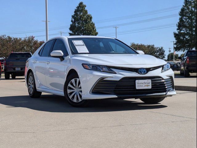 2023 Toyota Camry Hybrid LE