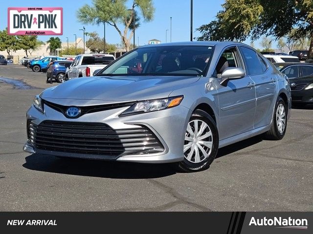 2023 Toyota Camry Hybrid LE