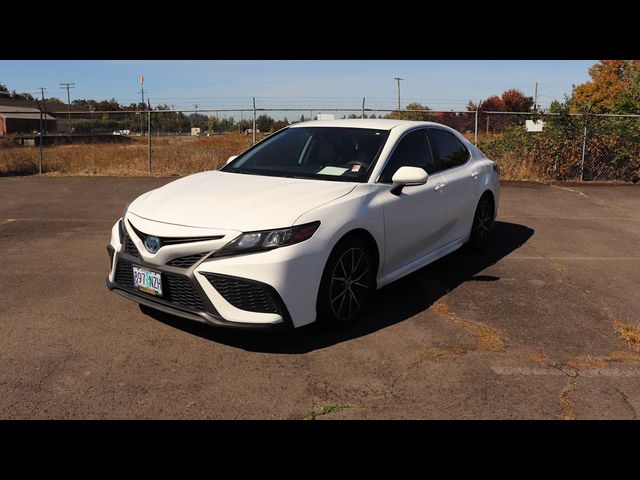 2023 Toyota Camry Hybrid SE