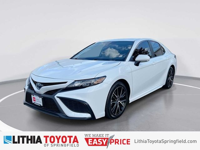 2023 Toyota Camry Hybrid SE