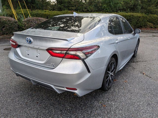 2023 Toyota Camry Hybrid SE