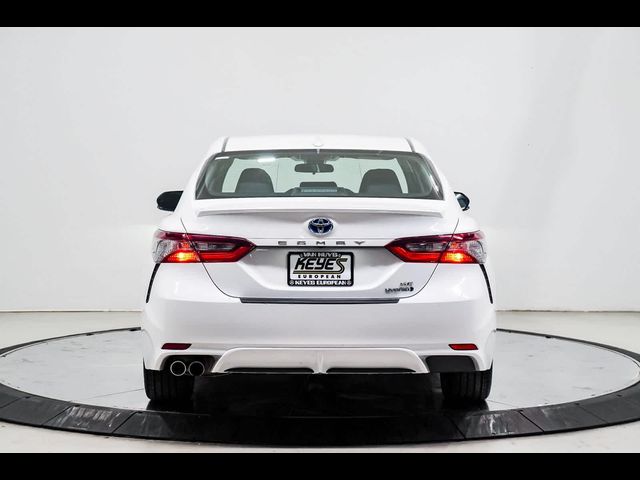 2023 Toyota Camry Hybrid SE