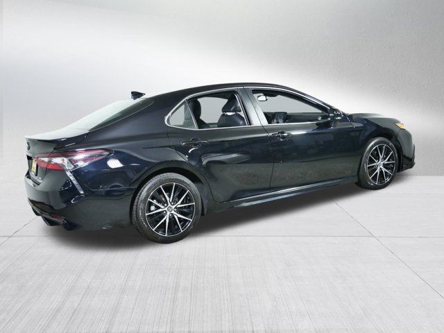 2023 Toyota Camry Hybrid SE