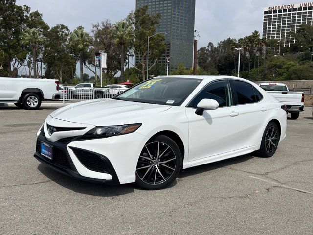 2023 Toyota Camry Hybrid SE