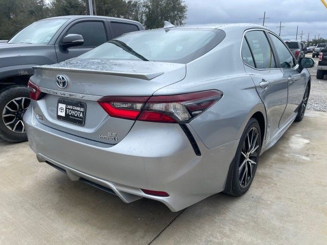 2023 Toyota Camry Hybrid SE