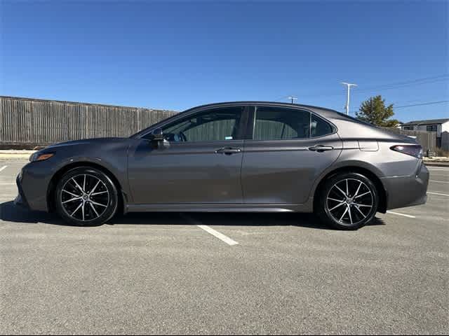 2023 Toyota Camry Hybrid SE