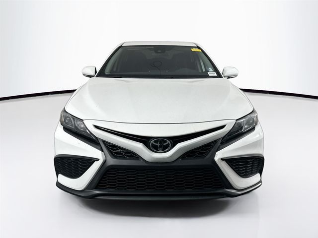 2023 Toyota Camry Hybrid SE Nightshade