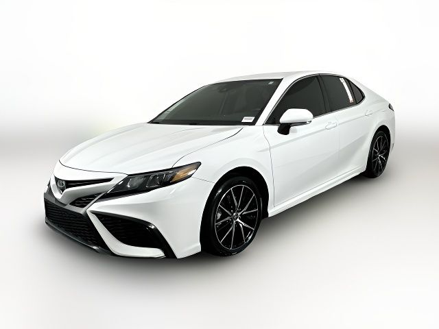 2023 Toyota Camry Hybrid SE Nightshade