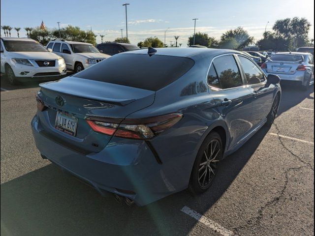 2023 Toyota Camry Hybrid SE Nightshade