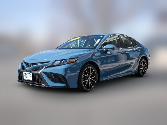 2023 Toyota Camry Hybrid SE Nightshade