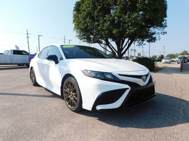 2023 Toyota Camry Hybrid SE Nightshade