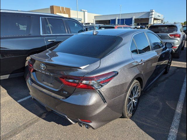 2023 Toyota Camry Hybrid SE Nightshade