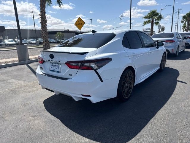 2023 Toyota Camry Hybrid SE Nightshade