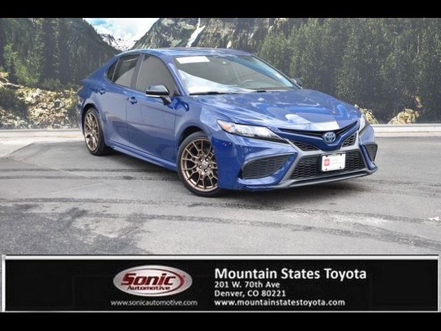 2023 Toyota Camry Hybrid SE Nightshade