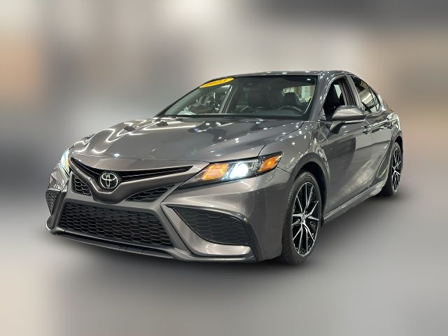 2023 Toyota Camry Hybrid SE Nightshade