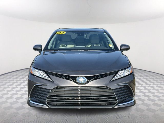 2023 Toyota Camry Hybrid XLE