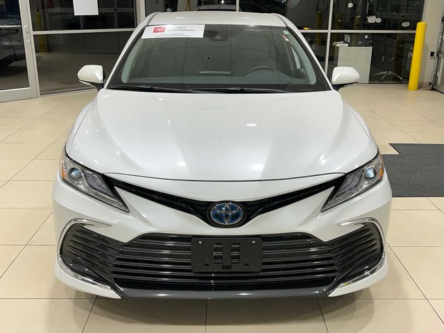 2023 Toyota Camry Hybrid XLE