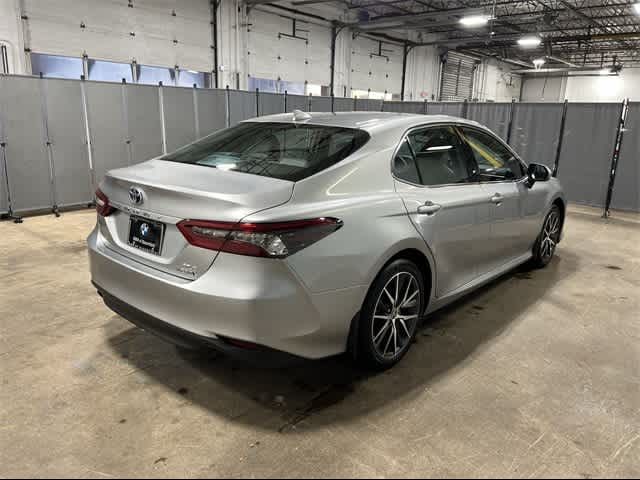 2023 Toyota Camry Hybrid XLE