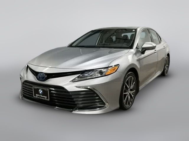 2023 Toyota Camry Hybrid XLE