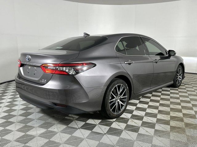 2023 Toyota Camry Hybrid XLE