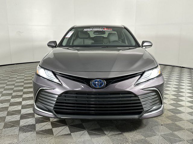 2023 Toyota Camry Hybrid XLE