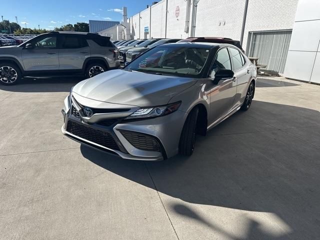 2023 Toyota Camry Hybrid XSE