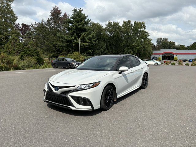 2023 Toyota Camry Hybrid XSE