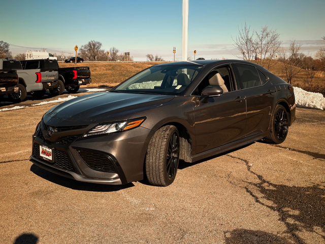 2023 Toyota Camry Hybrid XSE