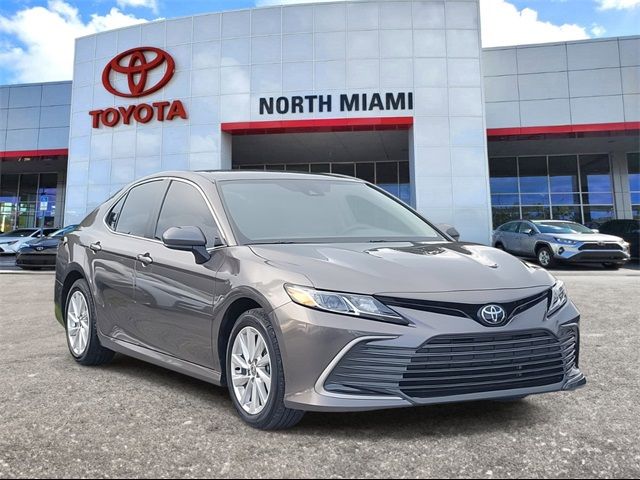 2023 Toyota Camry LE