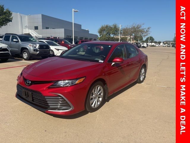 2023 Toyota Camry LE