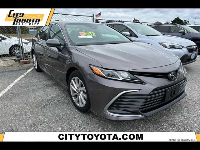 2023 Toyota Camry LE