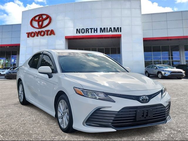 2023 Toyota Camry LE