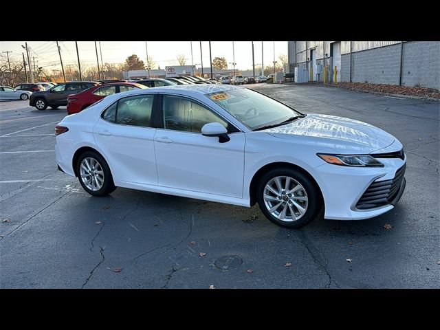 2023 Toyota Camry LE