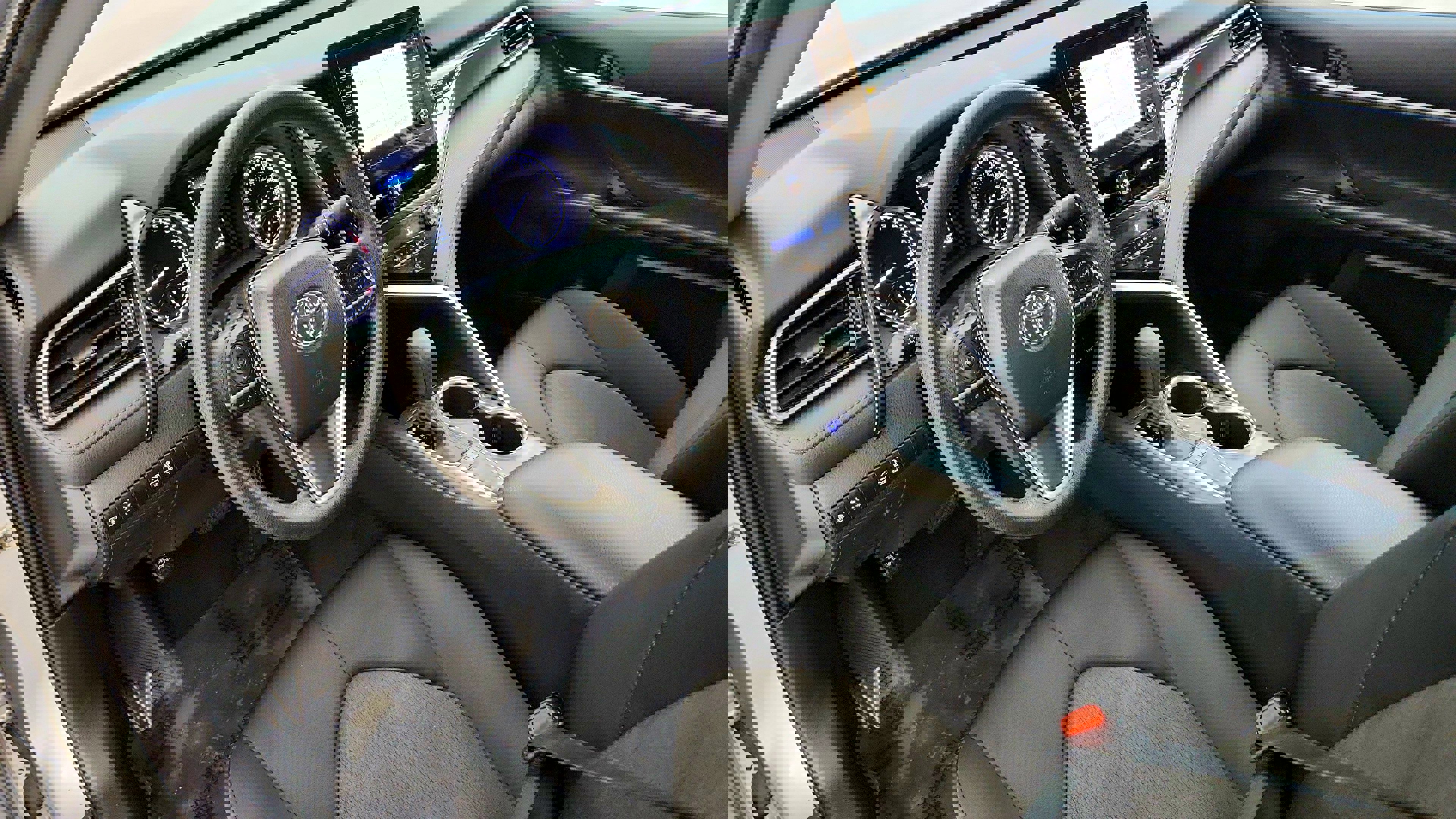 Vehicle image 19 of 32