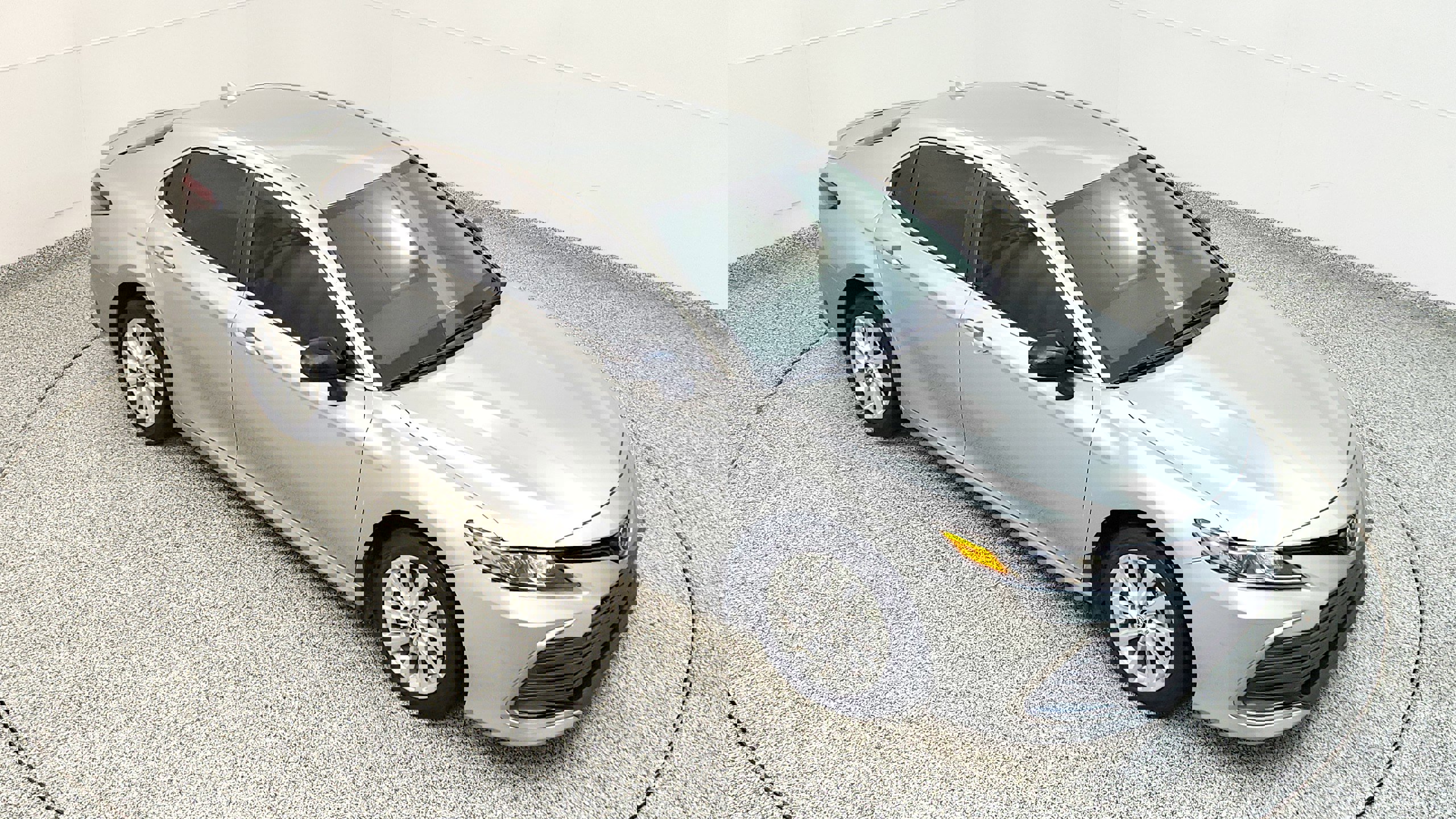 Vehicle image 13 of 32