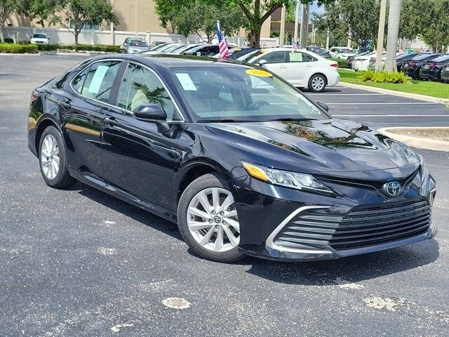 2023 Toyota Camry LE