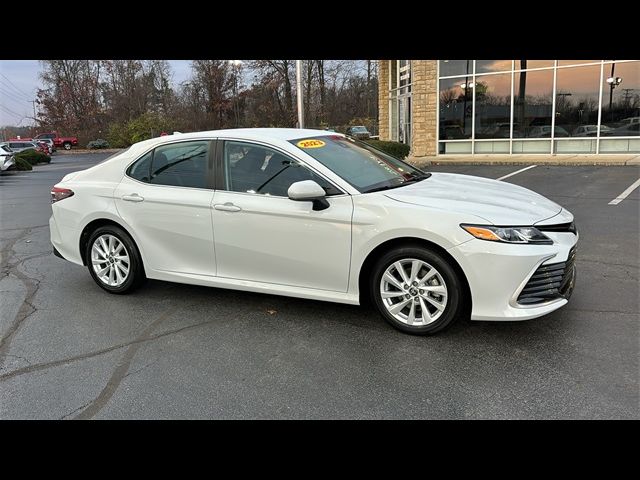 2023 Toyota Camry LE