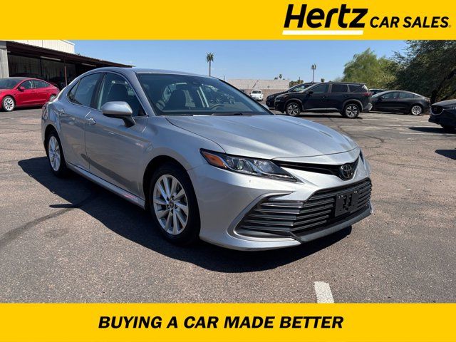 2023 Toyota Camry LE