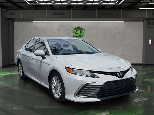 2023 Toyota Camry LE