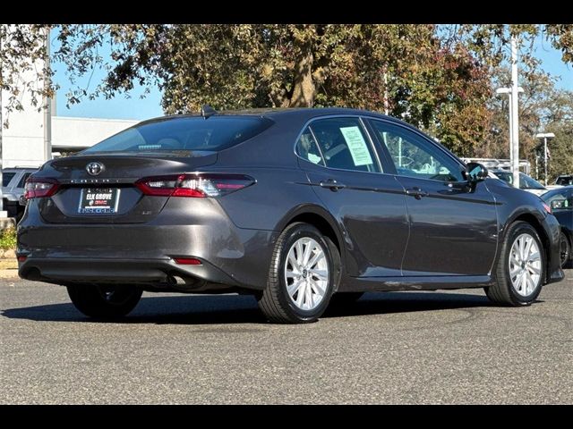 2023 Toyota Camry LE