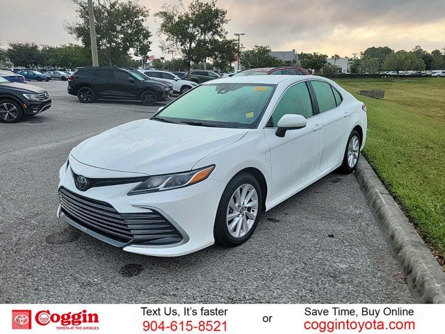 2023 Toyota Camry LE