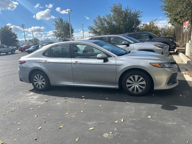 2023 Toyota Camry Hybrid LE