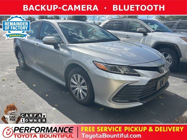 2023 Toyota Camry Hybrid LE