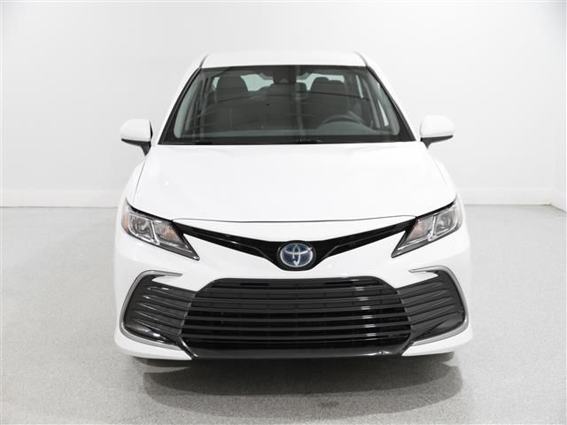 2023 Toyota Camry Hybrid LE