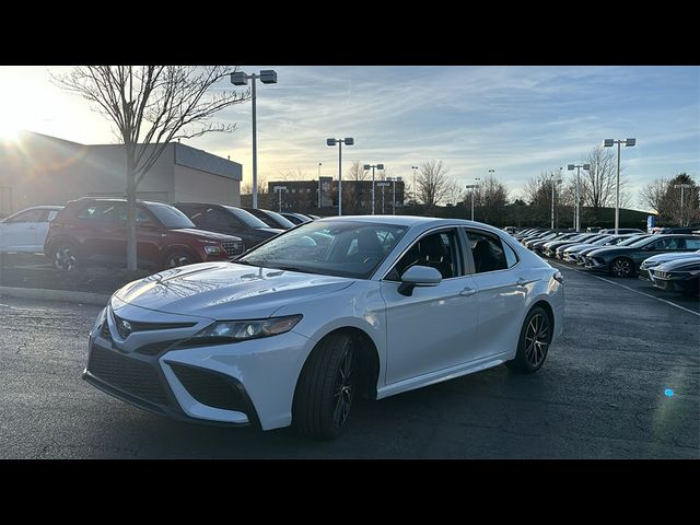 2023 Toyota Camry SE