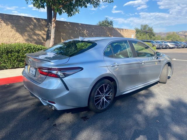 2023 Toyota Camry SE