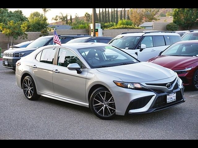 2023 Toyota Camry SE