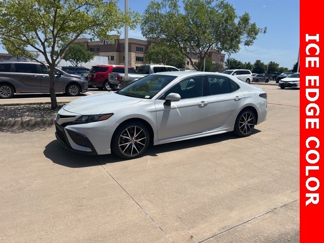 2023 Toyota Camry SE Nightshade