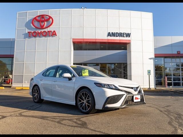 2023 Toyota Camry SE