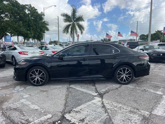 2023 Toyota Camry SE